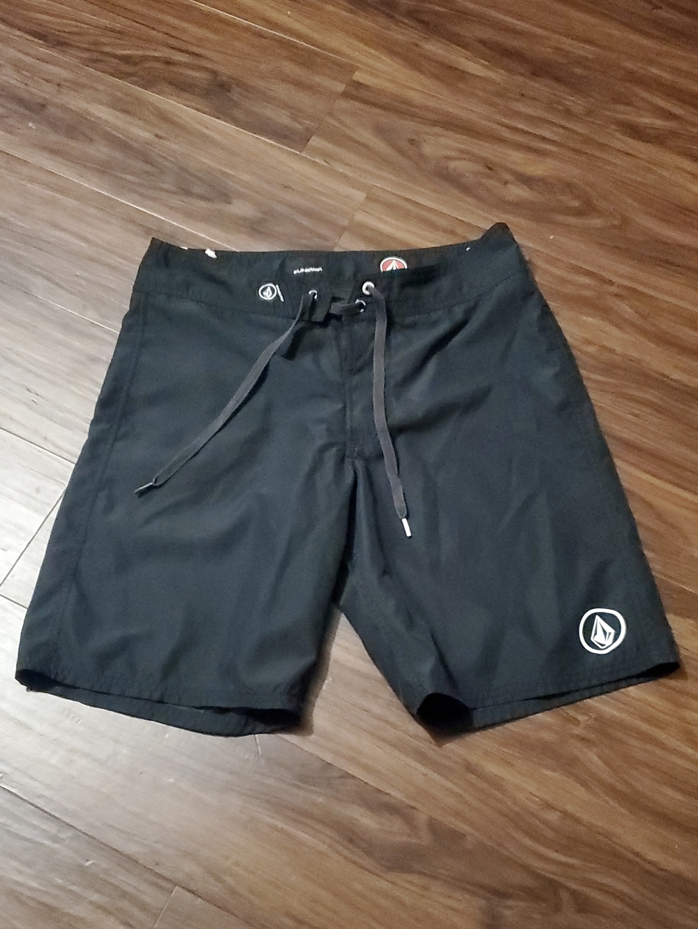 Volcom Men’s Cinch Fly Black Boardshorts with White Logo